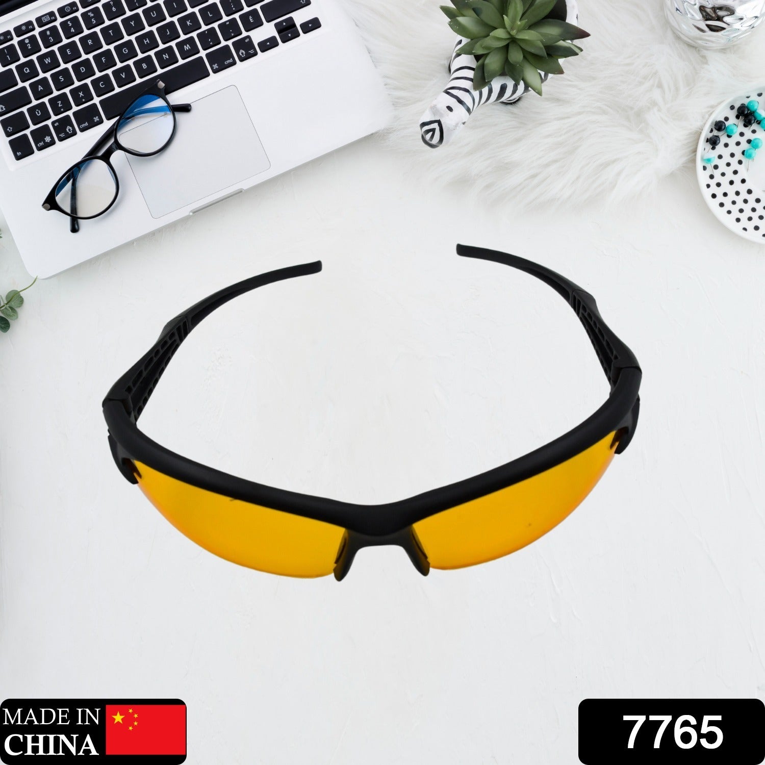 7765 Night Driving Glasses With Anti Glare Scratch Resistant Coating Sunglasses (1 PC) 7765 Night Driving Glasses With Anti Glare Scratch Resistant Coating Sunglasses (1 PC)